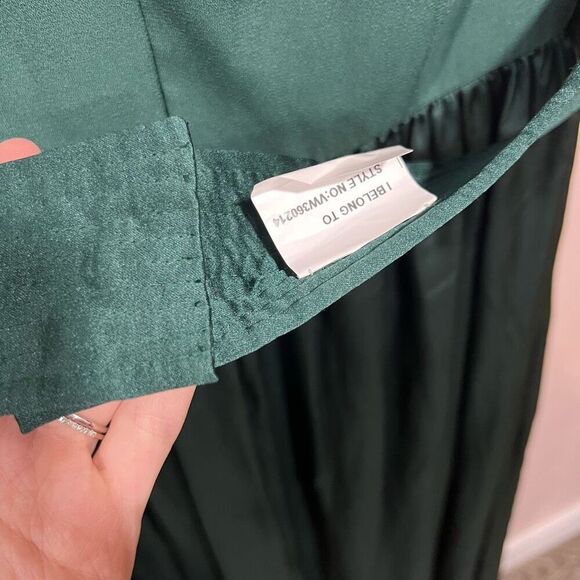 Vera Wang VW360214 Green Halter Formal Dress - Picture 7 of 8